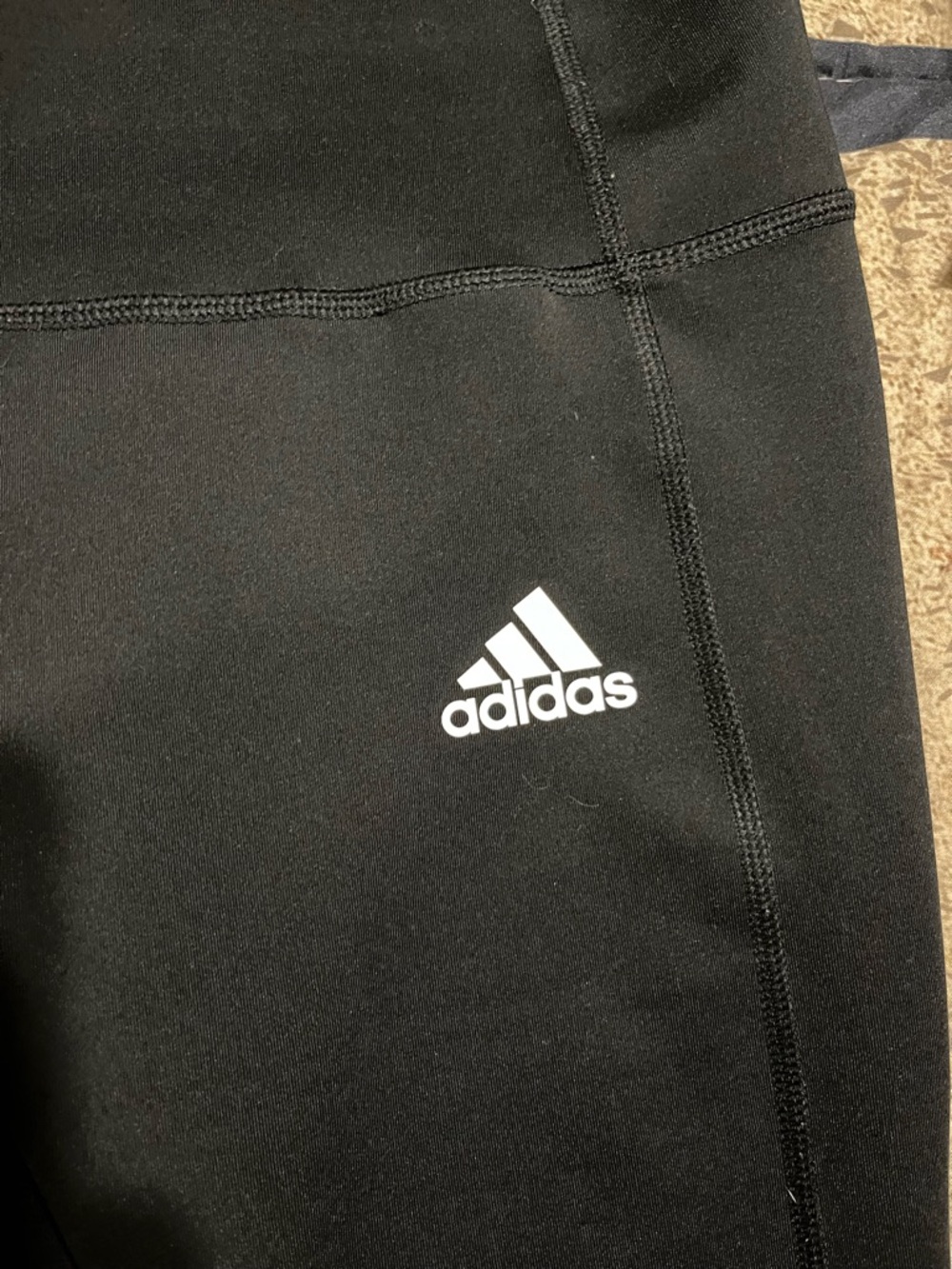 EUC WOMENS ADIDAS RUNNING SET SIZE MEDIUM - Picture 6 of 7